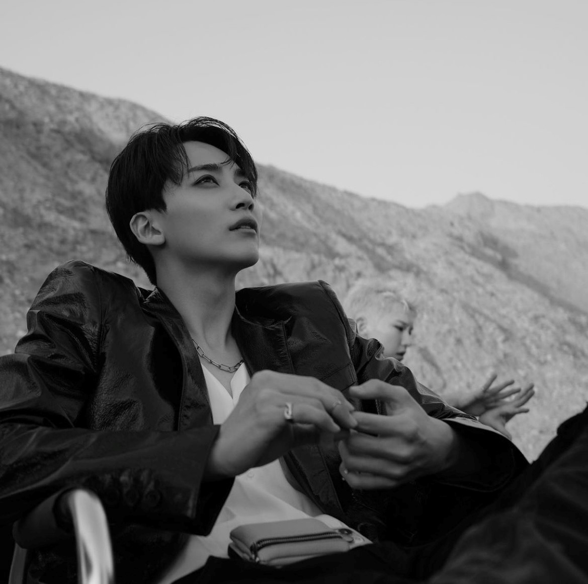 jeonghan image-5